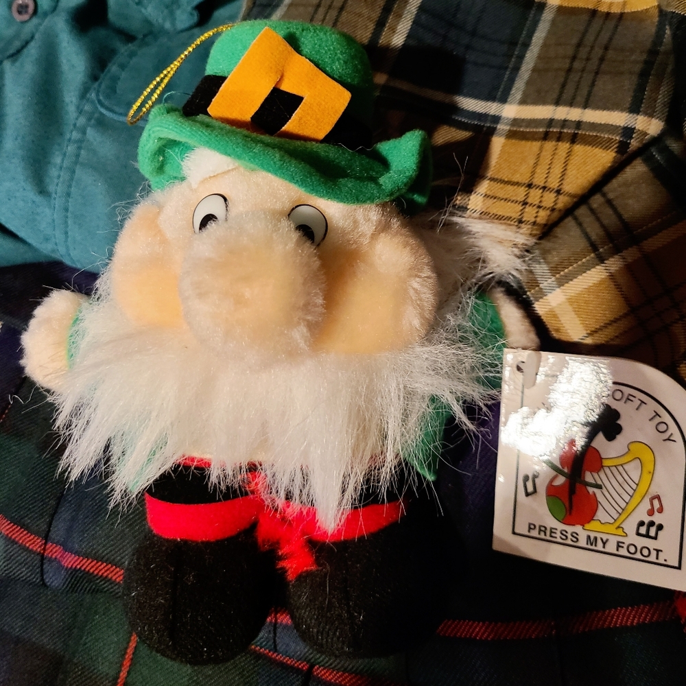 Vintage Lepperchan PLUSH Toy Kiddiefun
